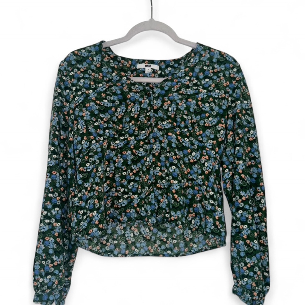 Uniqlo Floral Print Blouse‎ Green Blue Boho Cottagecore Button Cuff
